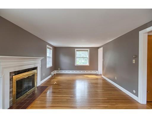 6 Putnam St, Beverly, MA 01915 photo 4