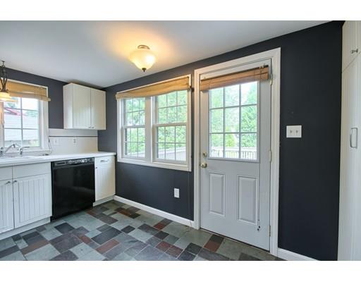 6 Putnam St, Beverly, MA 01915 photo 8