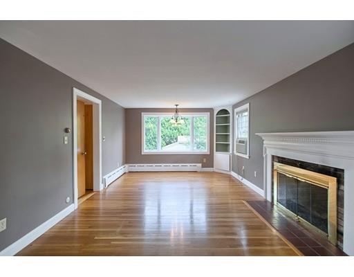 6 Putnam St, Beverly, MA 01915 photo 3