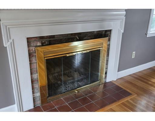 6 Putnam St, Beverly, MA 01915 photo 5