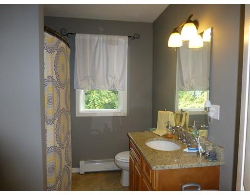 16 Butler St, Worcester, MA 01607 photo 13