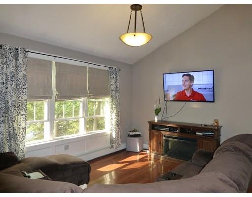 16 Butler St, Worcester, MA 01607 photo 4