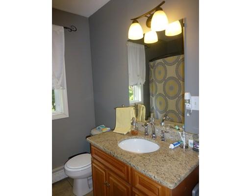 16 Butler St, Worcester, MA 01607 photo 14