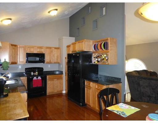 16 Butler St, Worcester, MA 01607 photo 8