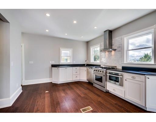 22 Greendale Ave, Worcester, MA 01606 photo 8