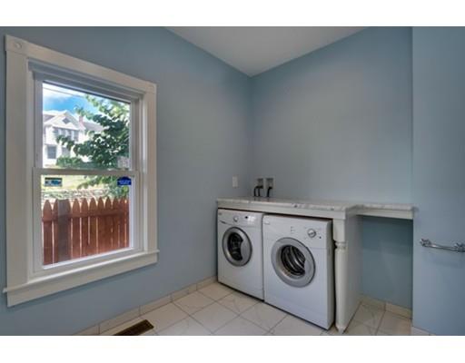 22 Greendale Ave, Worcester, MA 01606 photo 15