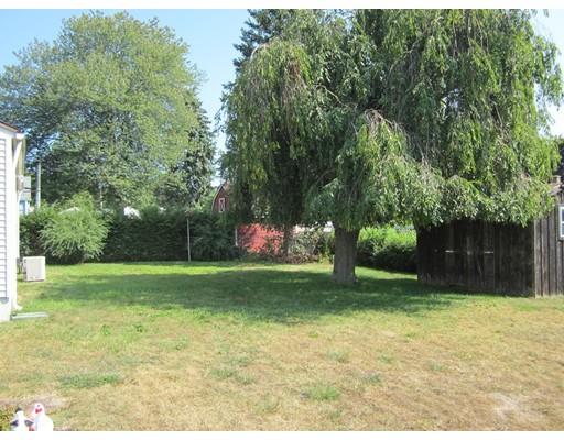 25 Randall St, Chicopee, MA 01013 photo 17