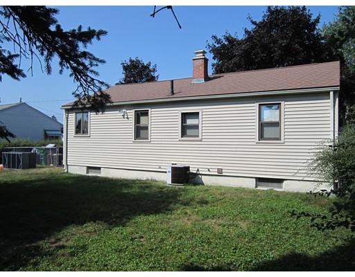 25 Randall St, Chicopee, MA 01013 photo 16
