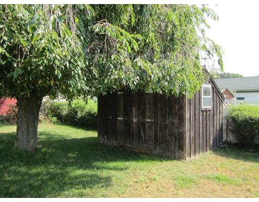 25 Randall St, Chicopee, MA 01013 photo 4
