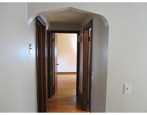 25 Randall St, Chicopee, MA 01013 photo 10