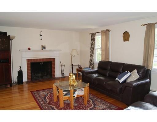 5 Jefferson Dr, Acton, MA 01720 photo 2