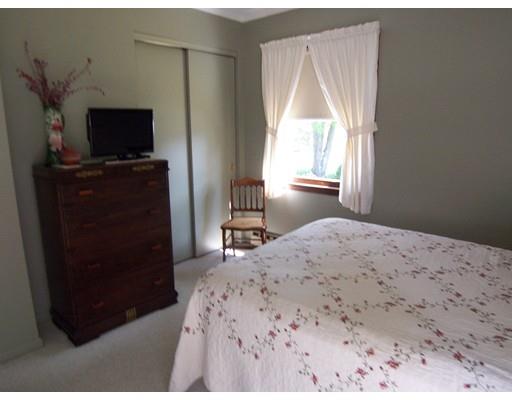 2 Kingsberry Ln, Ware, MA 01082 photo 16