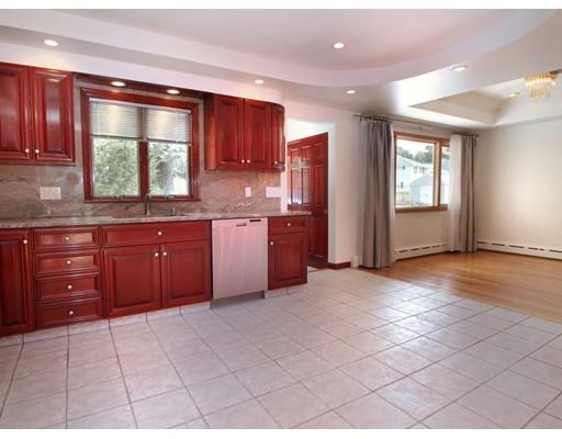 67 Tomahawk Rd, Arlington, MA 02474 photo 2