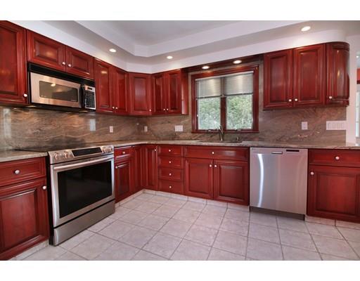 67 Tomahawk Rd, Arlington, MA 02474 photo 4