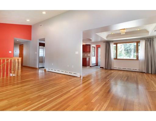 67 Tomahawk Rd, Arlington, MA 02474 photo 9