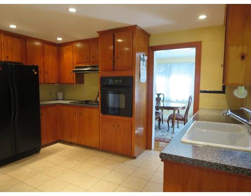 10 Evergreen Dr, Beverly, MA 01915 photo 3