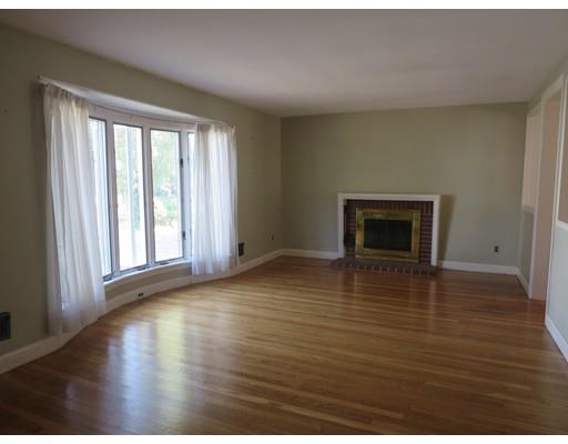 10 Evergreen Dr, Beverly, MA 01915 photo 8