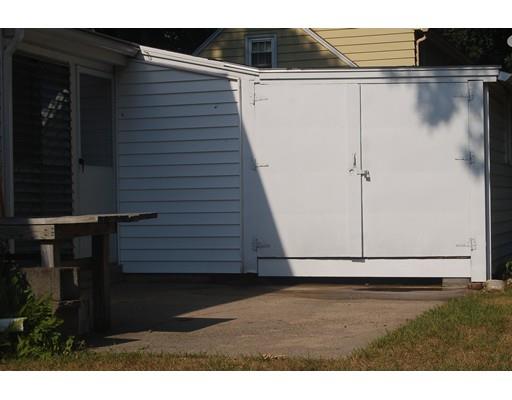 687 Plumtree Rd, Springfield, MA 01118 photo 27