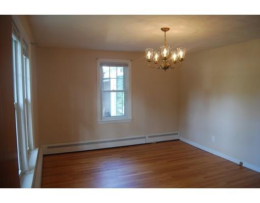 687 Plumtree Rd, Springfield, MA 01118 photo 13