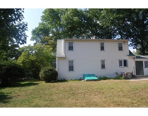 687 Plumtree Rd, Springfield, MA 01118 photo 5