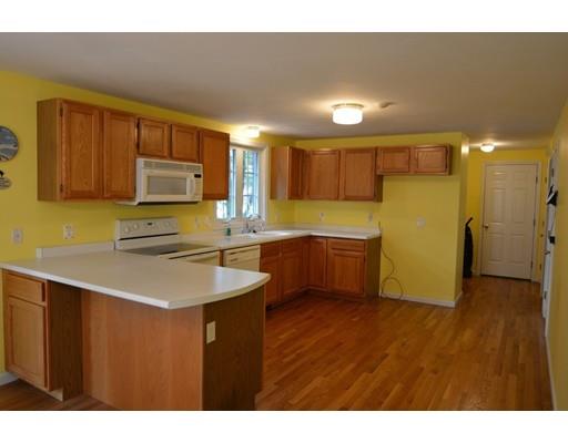 22 Calvin St, Ayer, MA 01432 photo 12