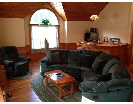 22 Calvin St, Ayer, MA 01432 photo 8