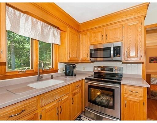 44 Ashley Pl, Reading, MA 01867 photo 8