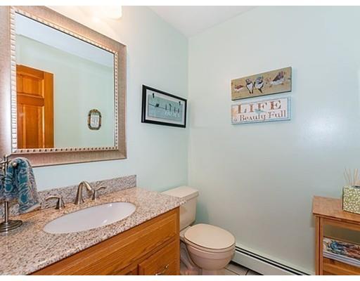 44 Ashley Pl, Reading, MA 01867 photo 14