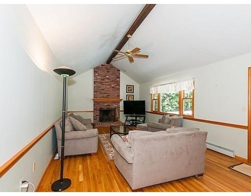 44 Ashley Pl, Reading, MA 01867 photo 12