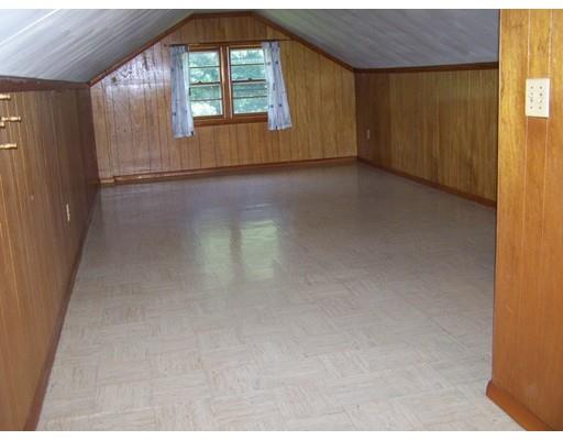 15 Nadeau Dr, Chicopee, MA 01013 photo 12