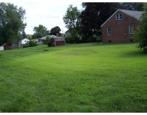 15 Nadeau Dr, Chicopee, MA 01013 photo 3