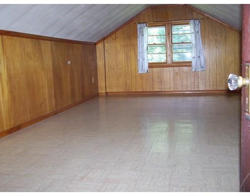 15 Nadeau Dr, Chicopee, MA 01013 photo 13