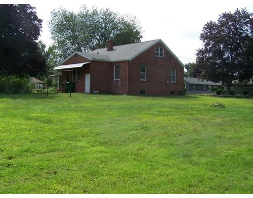 15 Nadeau Dr, Chicopee, MA 01013 photo 4