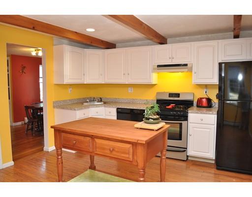 100 Collins St, Danvers, MA 01923 photo 3