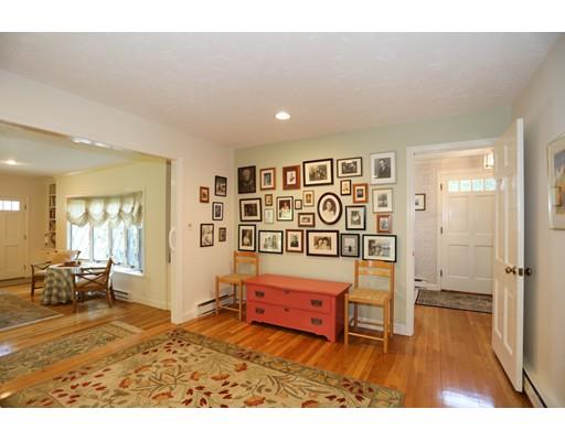 21 Stewart Rd, Needham, MA 02492 photo 3