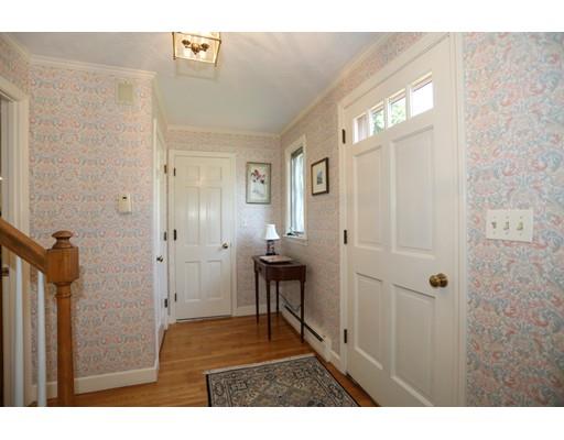 21 Stewart Rd, Needham, MA 02492 photo 2