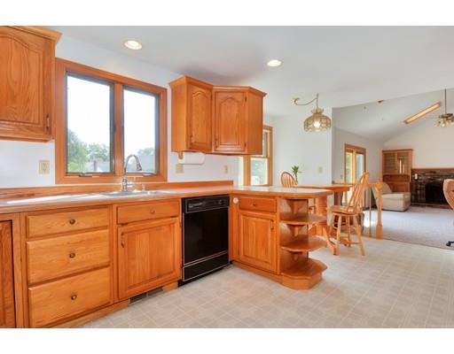 33 Pine Ridge Dr, Ayer, MA 01432 photo 6