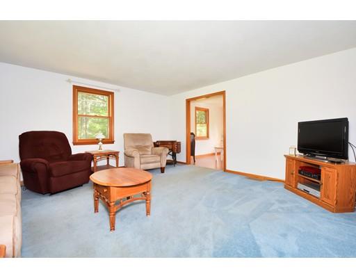 33 Pine Ridge Dr, Ayer, MA 01432 photo 11