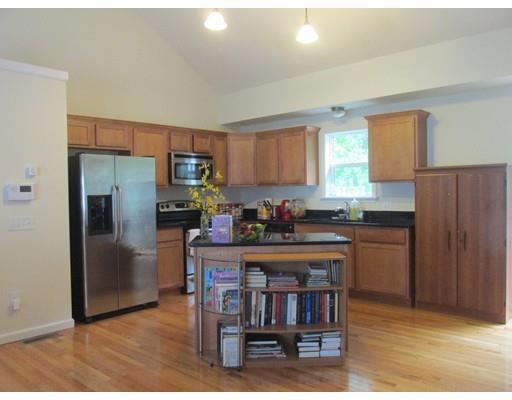 174 Brookline St, Worcester, MA 01603 photo 2