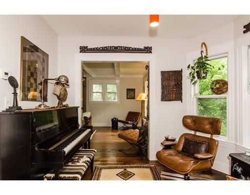 243 Mason Ter, Brookline, MA 02446 photo 4