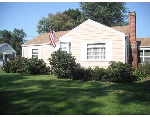 854 Grayson Dr, Springfield, MA 01119 photo 4