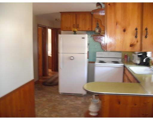 854 Grayson Dr, Springfield, MA 01119 photo 5