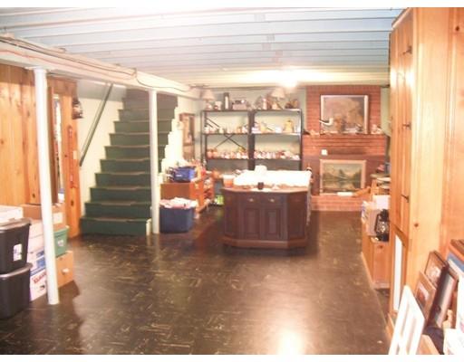 854 Grayson Dr, Springfield, MA 01119 photo 19