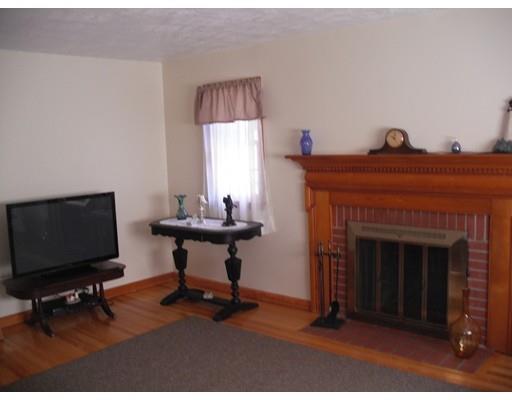 854 Grayson Dr, Springfield, MA 01119 photo 7