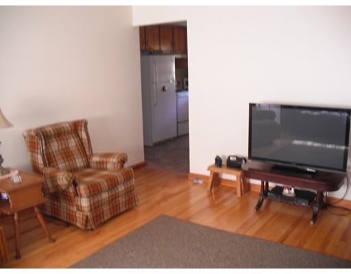 854 Grayson Dr, Springfield, MA 01119 photo 8