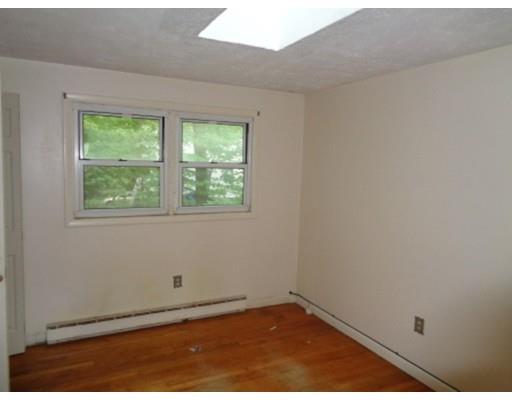 83 Oakwood, Springfield, MA 01109 photo 7