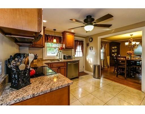 2 Bisbee Rd, Saugus, MA 01906 photo 6