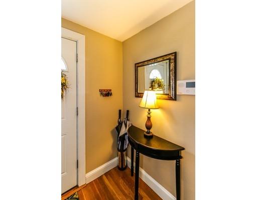 2 Bisbee Rd, Saugus, MA 01906 photo 3