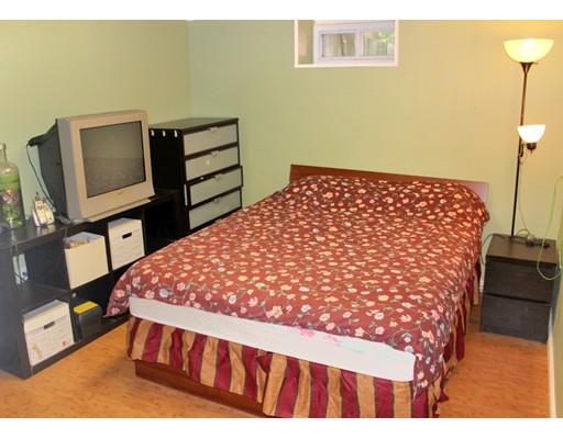 78 Dale St, Brookline, MA 02445 photo 25