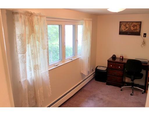 78 Dale St, Brookline, MA 02445 photo 12